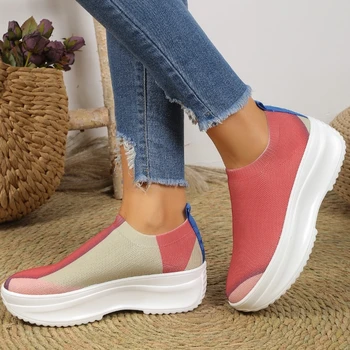  2023 Новая обувь для женщин Весна и осень Вулканизированная обувь Смешанные цвета Сетка с круглым носком Ткань Дышащая спортивная обувь Женщины